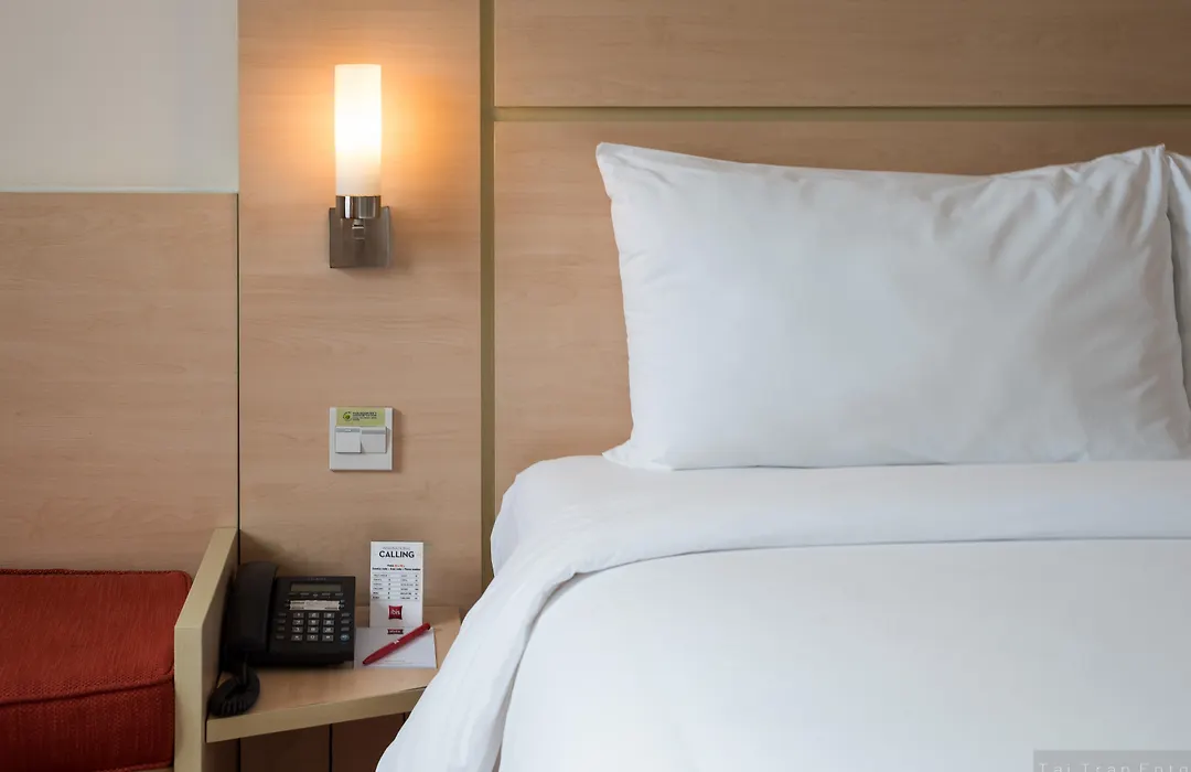 Ibis Saigon South-1
